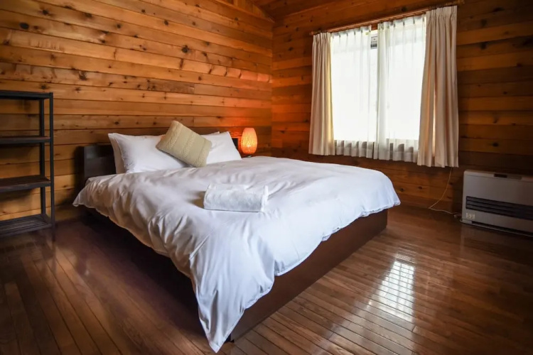 Woodpecker Chalet