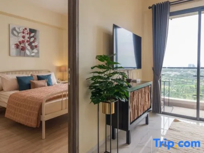 2 Bedrooms Triple Apartment