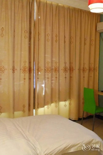 Yangshuo Romantic Hostel