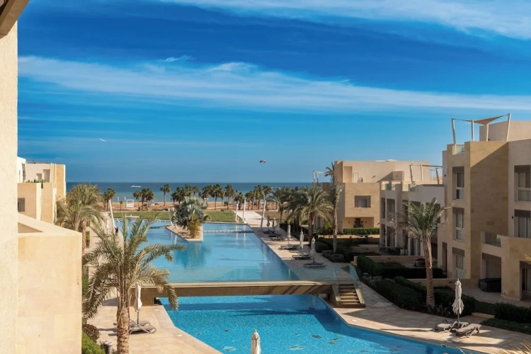 1 Bedroom Royal Apartment with sea view