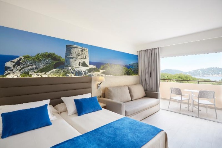 Premium Twin room with balcony and with sea view