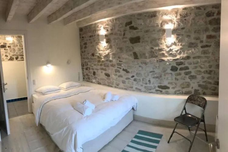 Footpath House / Ολόκληρο σπίτι στο Μεγάλο Χωριό