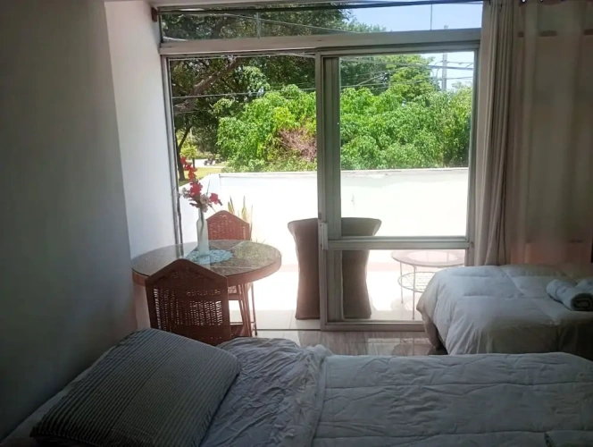 2 Bedrooms Executive Suite with balcony and with park view