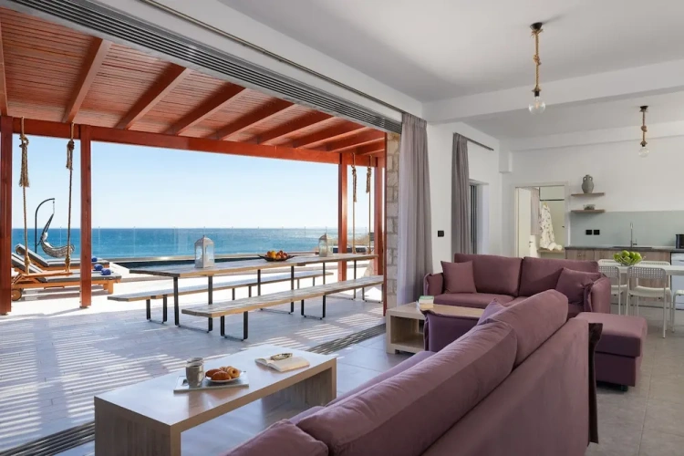 6 Bedrooms Presidential Villa with sea view