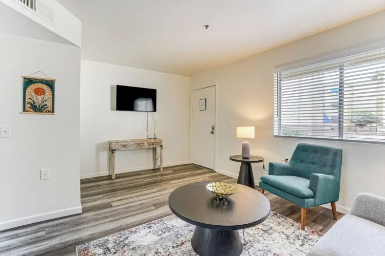 4 Mi to Surprise Stadium: Condo w/ Pool!