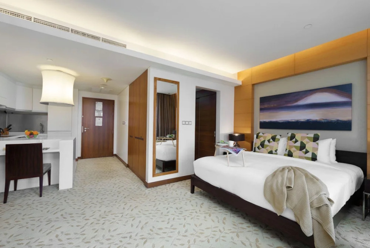 Maison Privee - Dazzling Studio w/ Direct Burj Khalifa Views