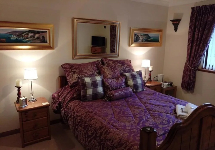 One Strathview B&B