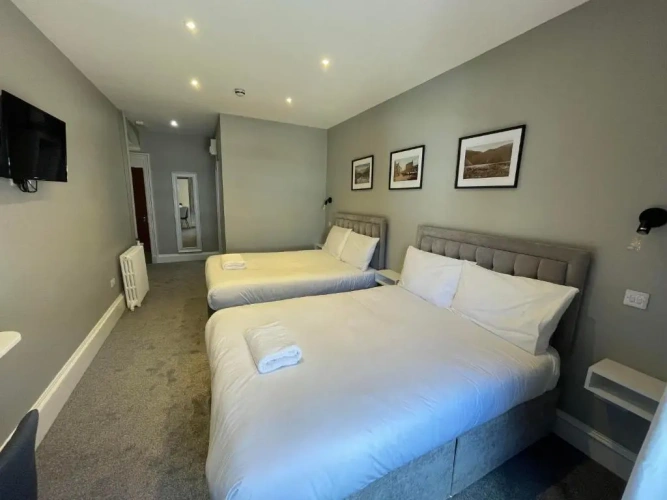 Standard Twin room