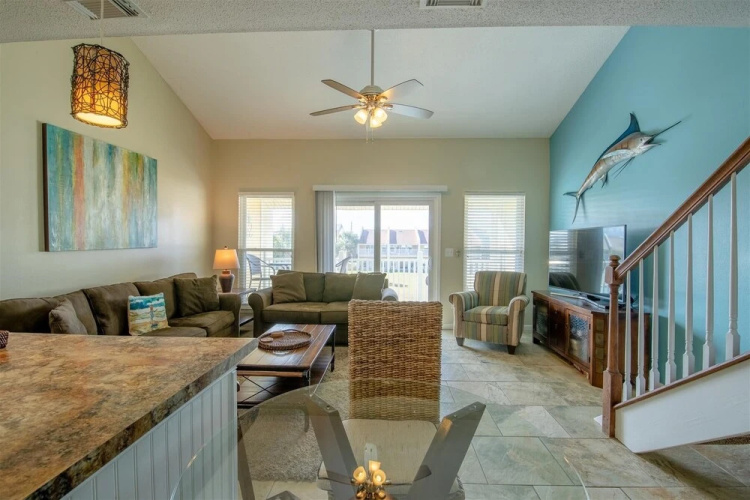 9 G, Two Bedroom Condo