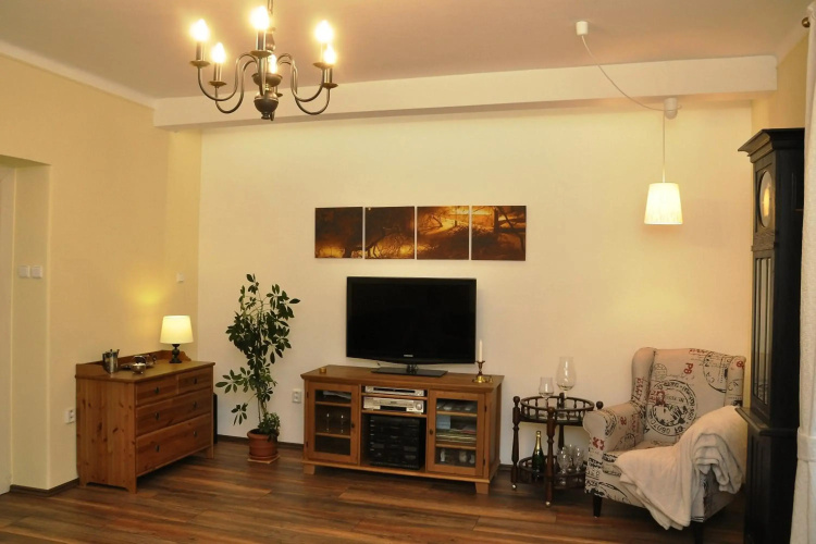 Atmospheric Quiet Apartment