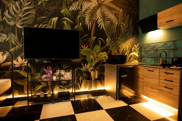 Jungle Apartments