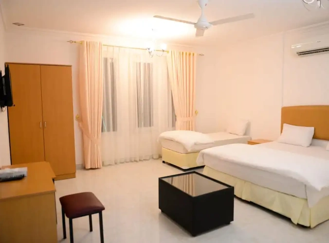 Standard Triple room