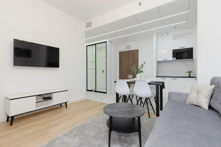 Apartment for Remote Work by Renters