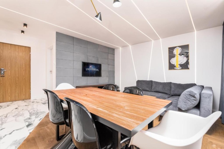 Deluxe Apartment