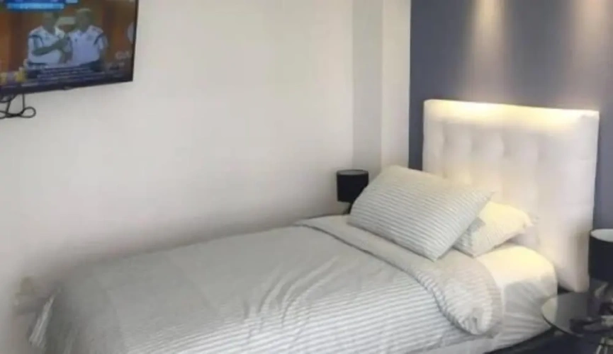 2 Bedrooms Standard Family room