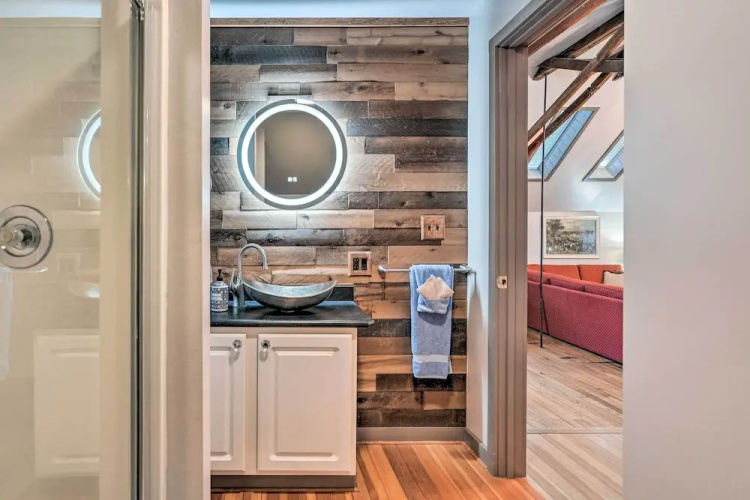 Pet-friendly Loft Vacation Rental w/ Fire Pit!