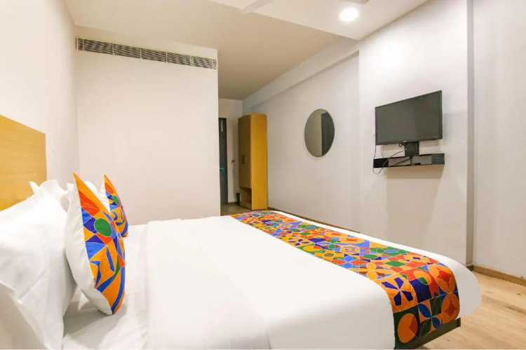 Fabhotel Elite 39