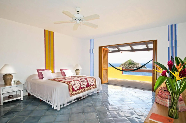 Playa Rosa Bungalows