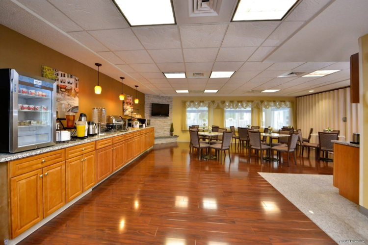 Best Western Plus New England Inn & Suites photo 30