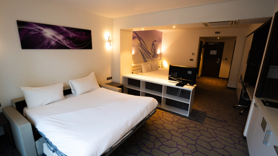B&B HOTEL Mons Centre