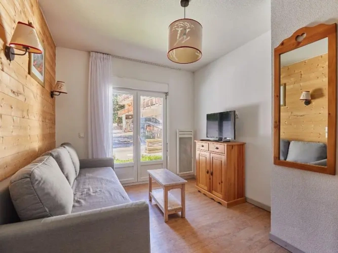 1 Bedroom Quadruple Apartment