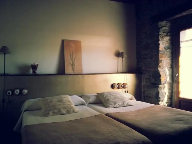 Standard Twin room with balcony