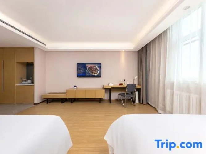 Deluxe Twin Family room