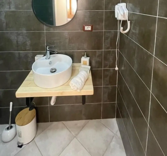 Comfort Triple room with courtyard view