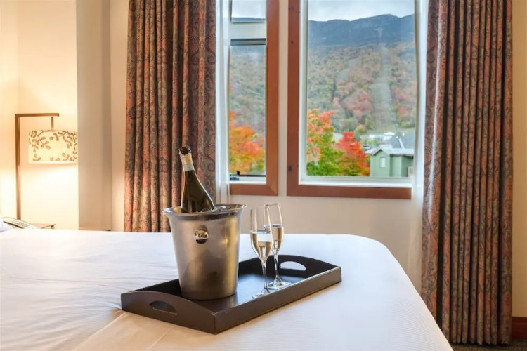2 BR Lodge at Spruce Peak
