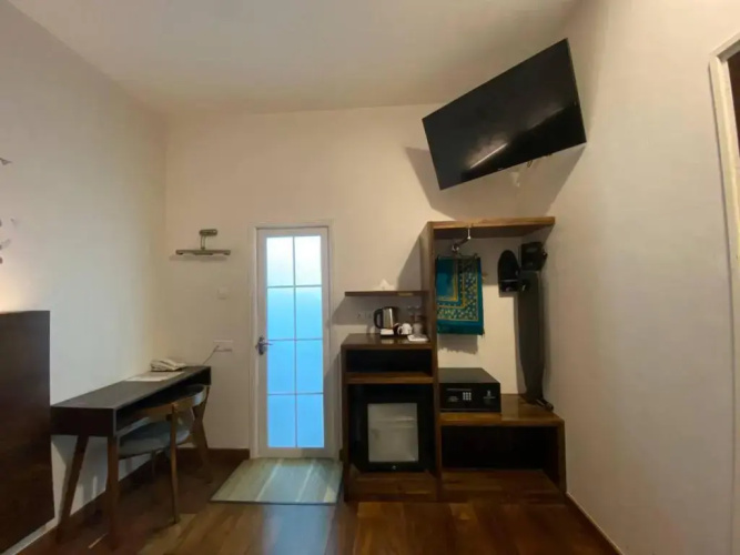 Serapi Hotel