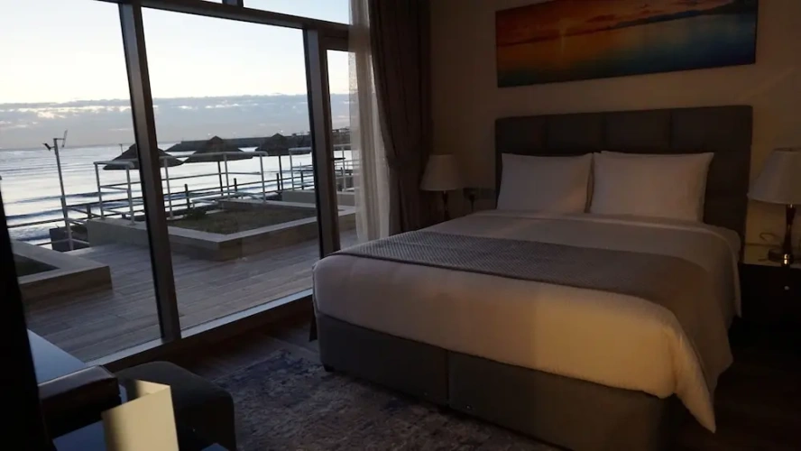 2 Bedrooms Suite beachfront
