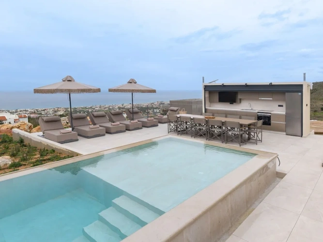 5 Bedrooms Villa with balcony and with sea view