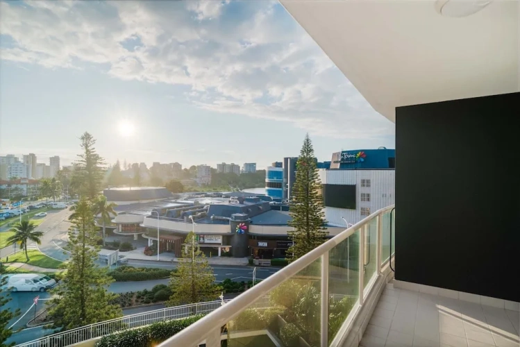 Standard Twin room with balcony