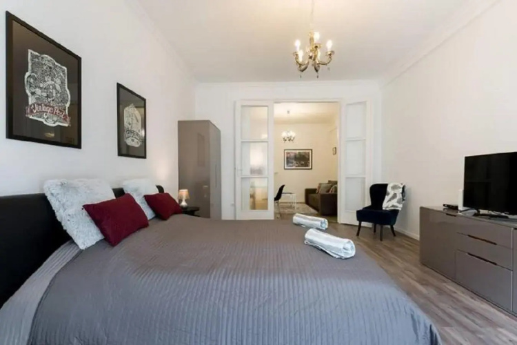 Splendid apartment at Gozsdu Courtyard