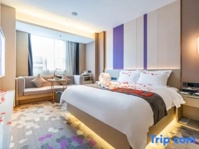 Deluxe Double room with view