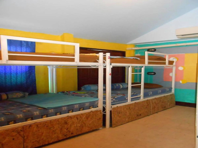 The Living Place 1 - Hostel