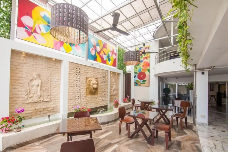 Golden Lion Guesthouse