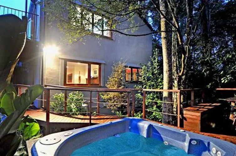 Dancing Trees Bed & Breakfast