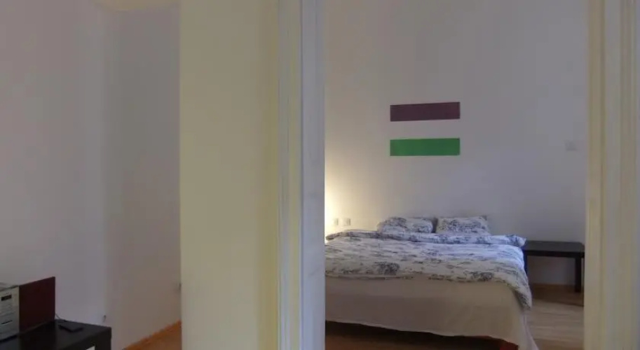 Green House Apartment