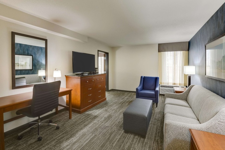 2 Bedrooms Double Suite