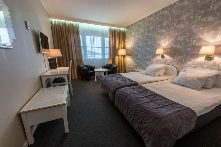 Grand Arctic Hotel