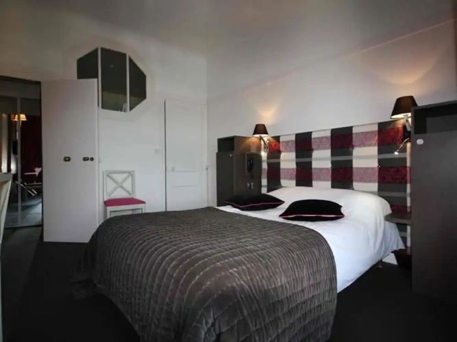 Superior Double room with partial sea view