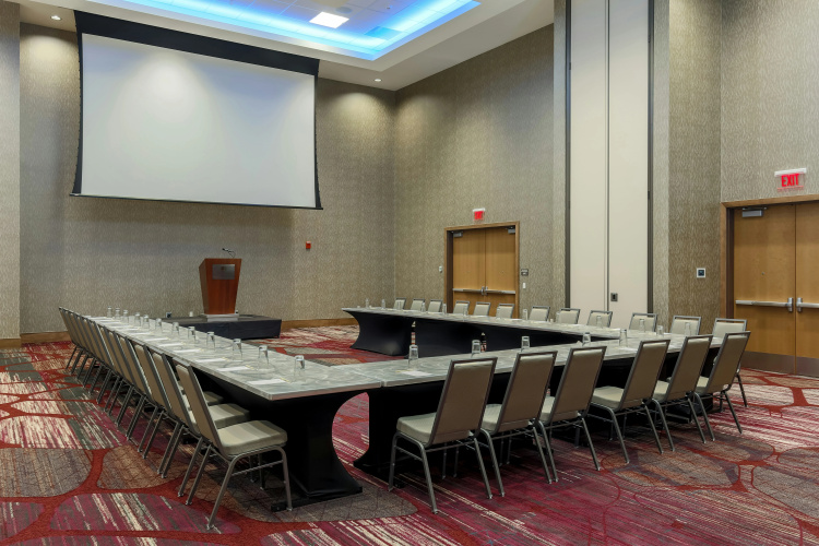 DoubleTree by Hilton Evansville photo 21
