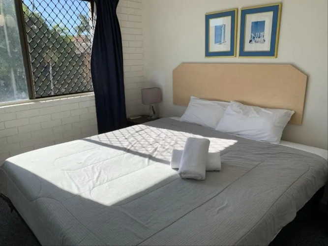 1 Bedroom Economy Apartment
