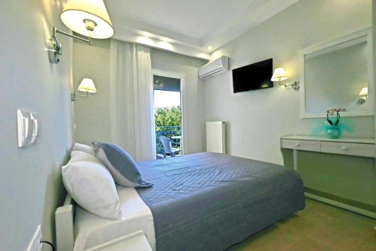 Paris Hotel
