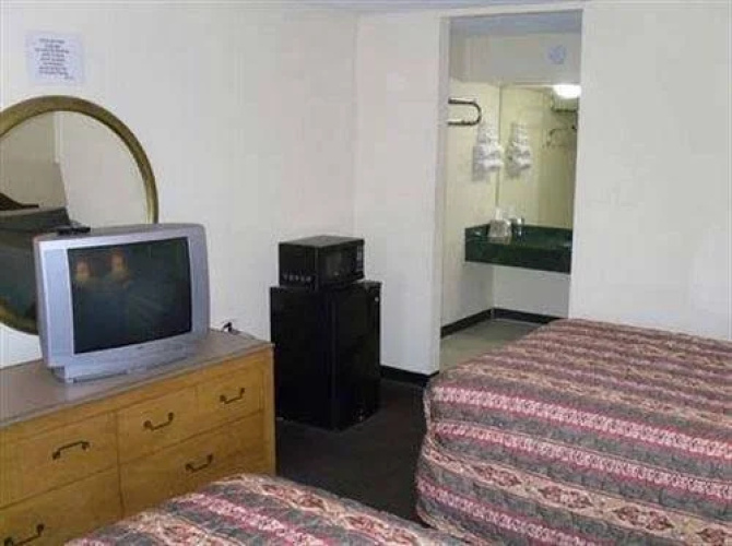 Budget Inn
