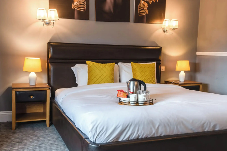 Best Western The Plough Hotel