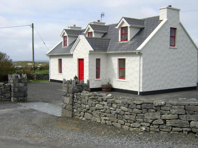 5 Bedrooms Cottage