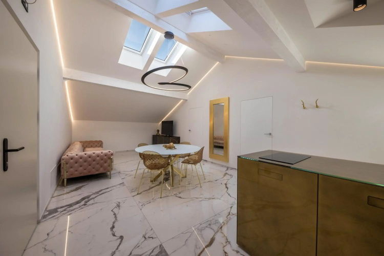 App 9 Palazzo Cavour