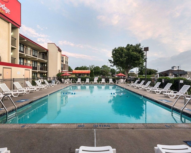 Econo Lodge Inn & Suites Resort - Rehoboth Beach photo 14
